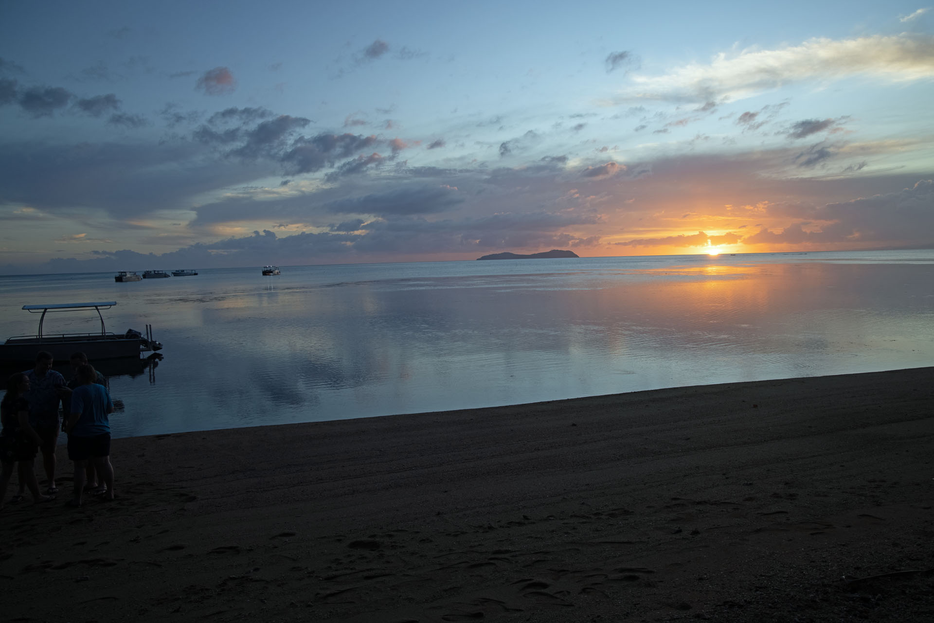 Sunset at Beqa Lagoon Resort (Apr 29, 2024)