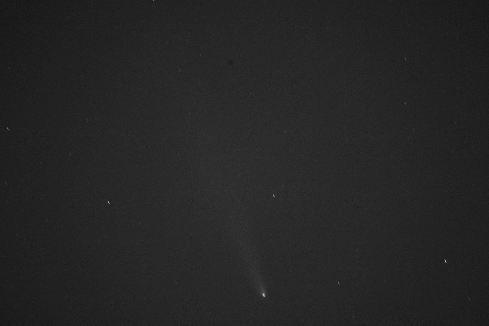 Tsuchinshan-ATLAS Comet from Huntington Beach Pier (Oct 18, 2024)