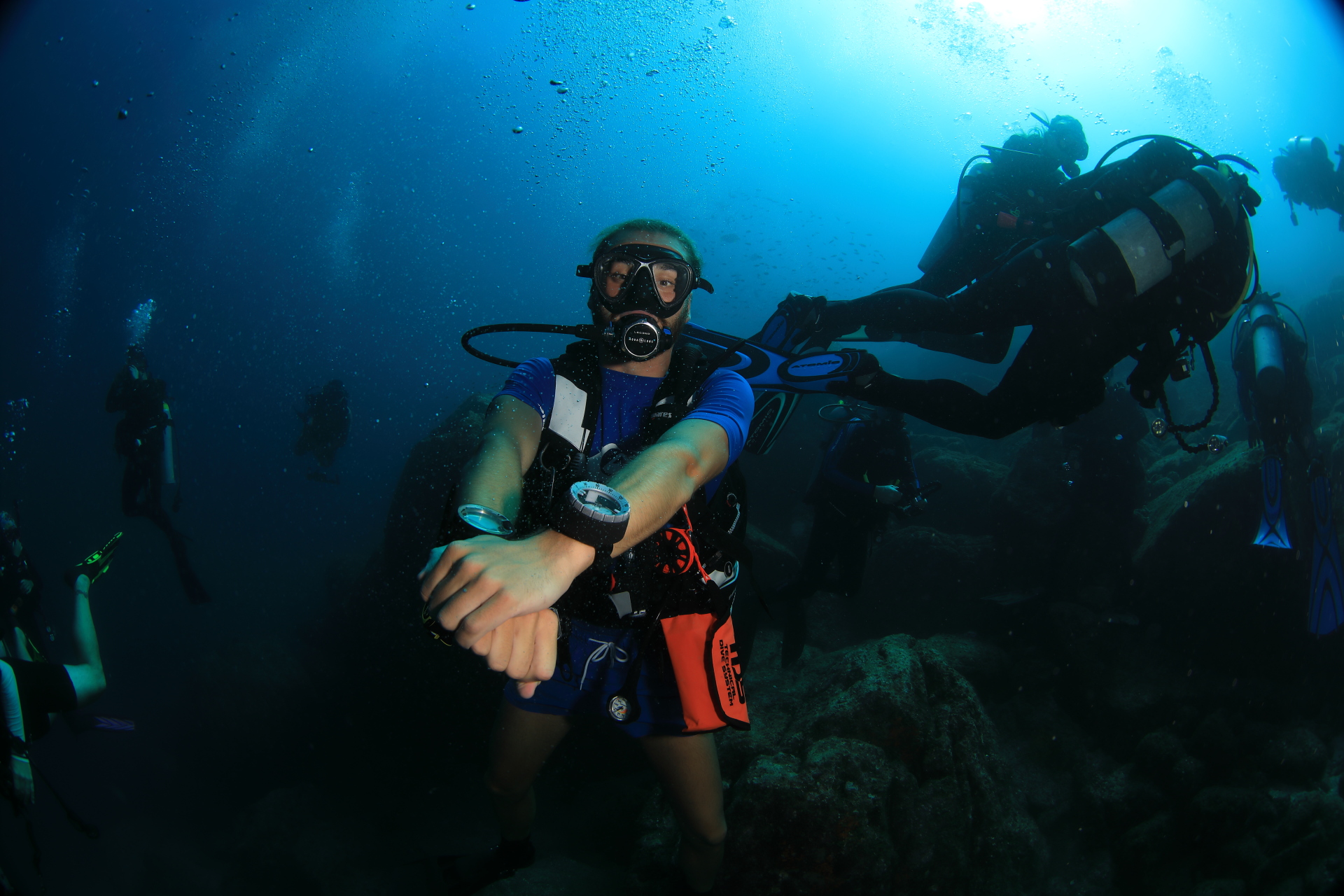 Paco - Our Other Dive Guide (Nov 19, 2021)